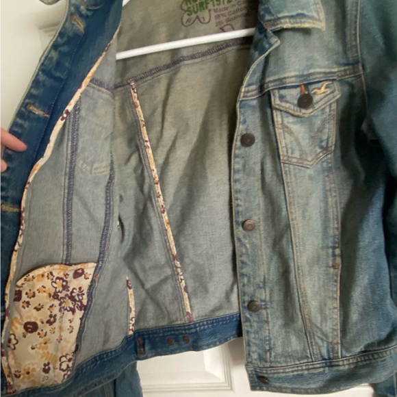 Hollister Women’s Jean Jacket - Picture 3 of 3